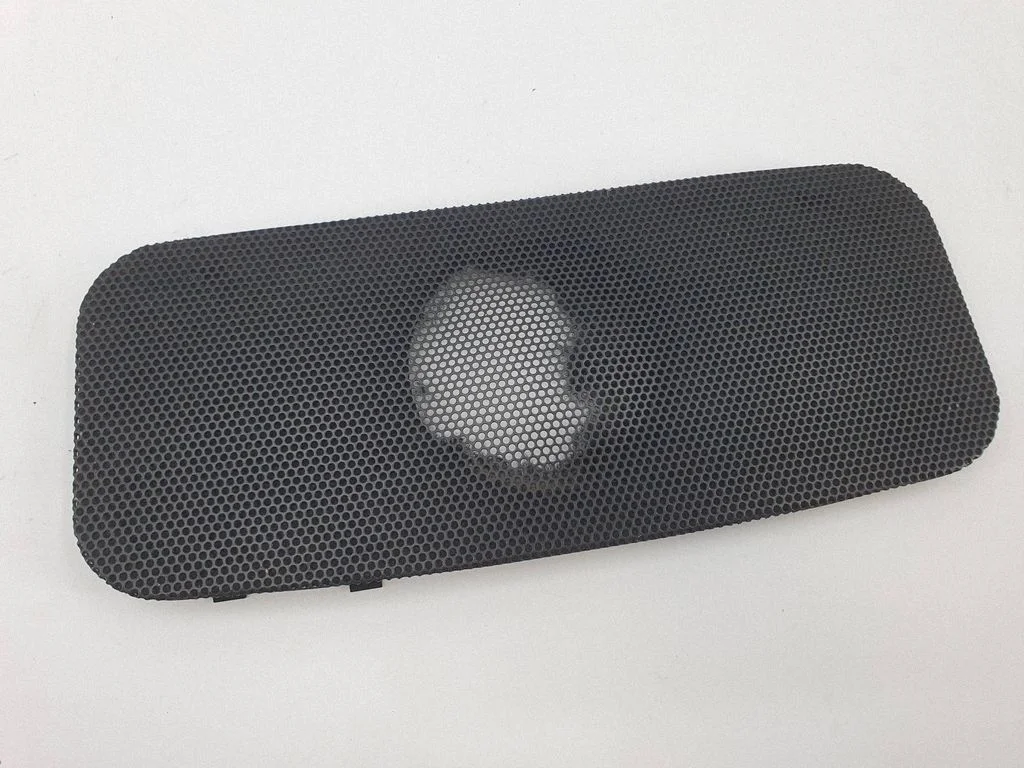 Armatuurlaua keskkõlari kate – Land Rover Range Rover L322 (2002-2012)