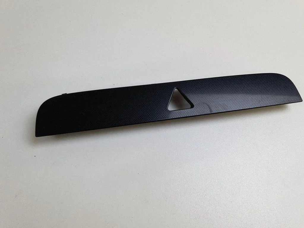 Dashboard glove box trim 3C0858063E