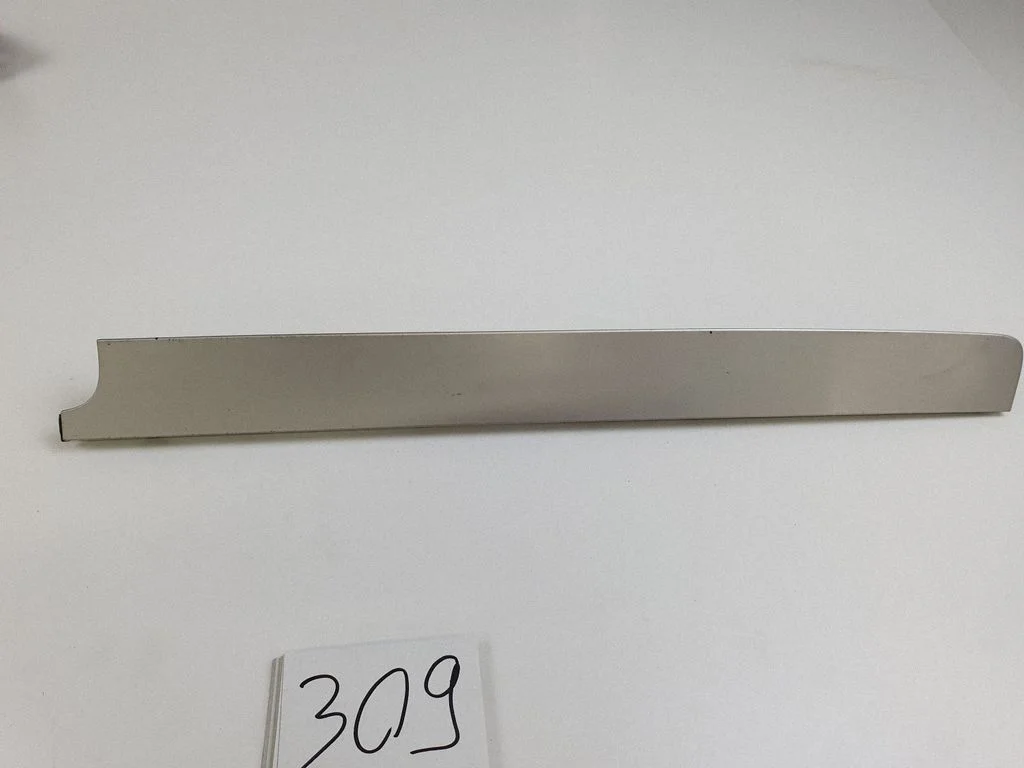 Dashboard glove box trim 3C1857211Q