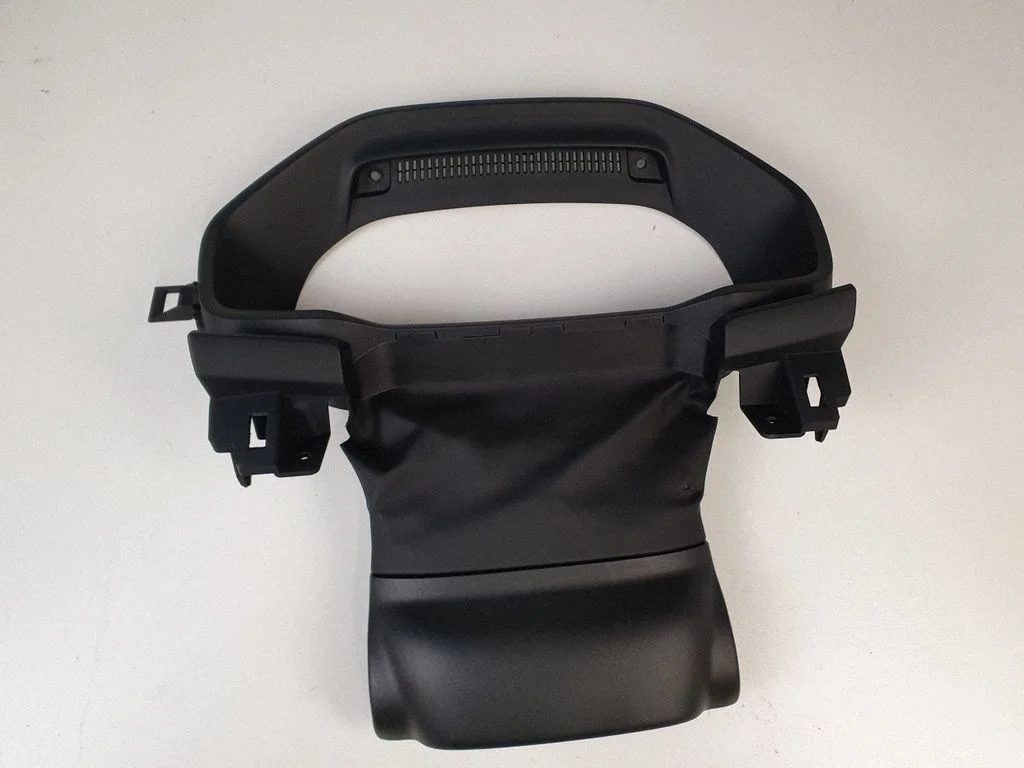 Dashboard trim 32257600