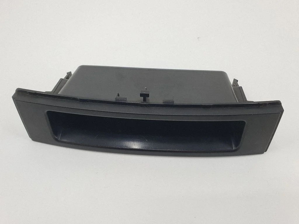 Armatuurlaua panipaik – Mercedes-Benz Vito Viano W639 (2003-2014)