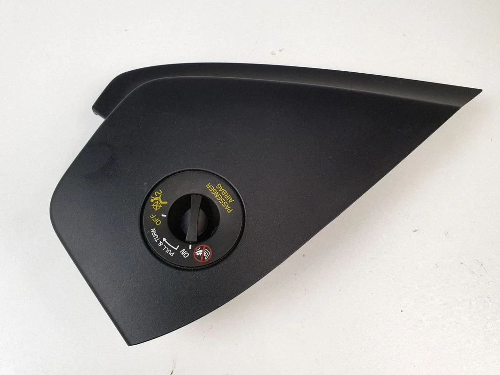 Dashboard side end trim 31688760