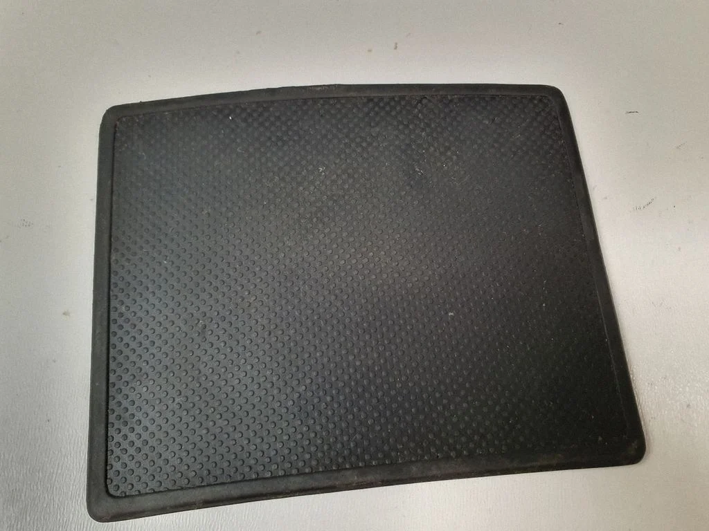 Panel drawer/shelf pad