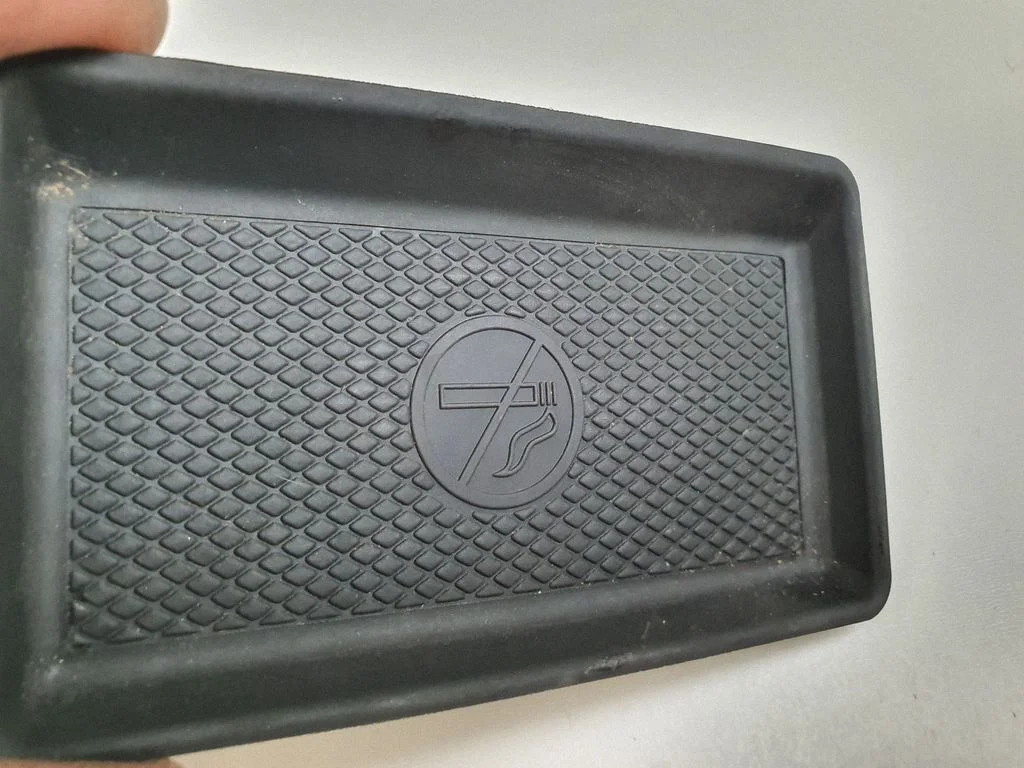 Panel drawer/shelf pad – Mercedes-Benz C-Class AMG W204 (2007-2014)