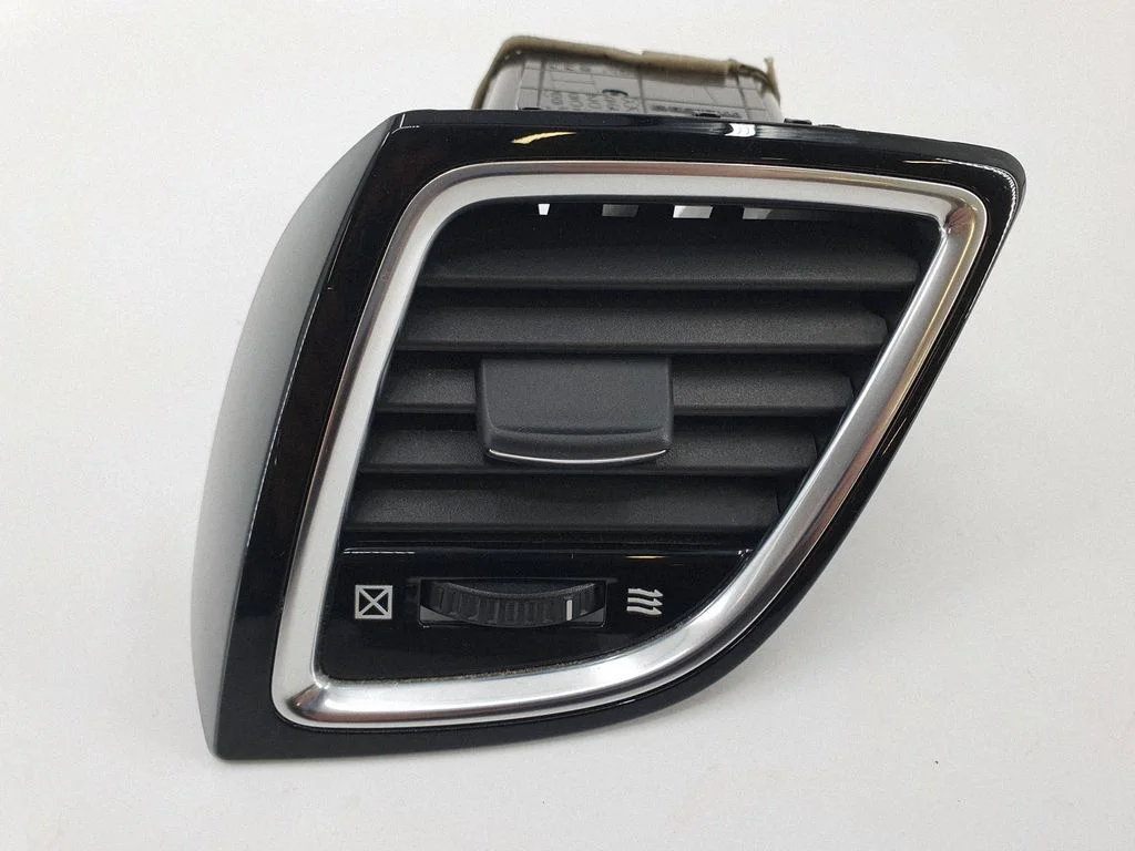 Dashboard side air vent grill/cover trim BHN164830