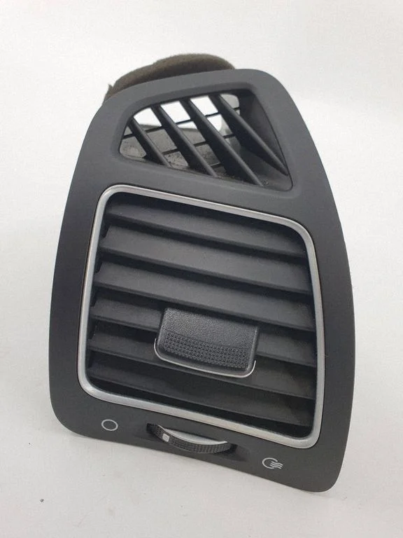 Dashboard side air vent grill/cover trim 2P97490105