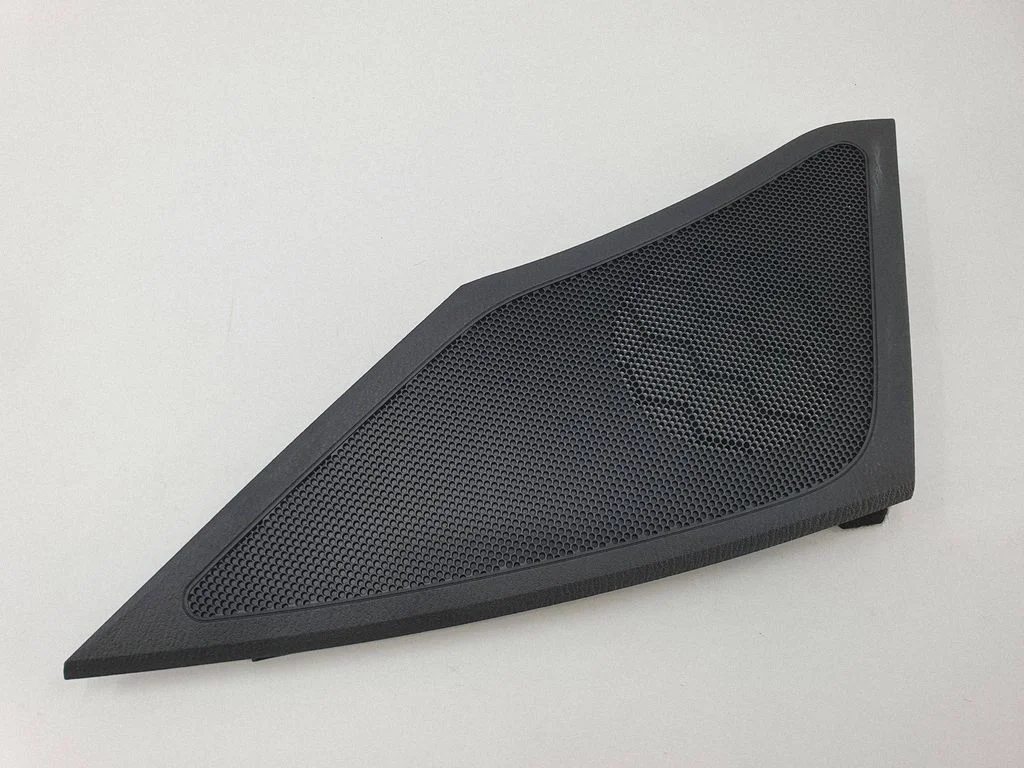 Side speaker trim/cover BHN160821