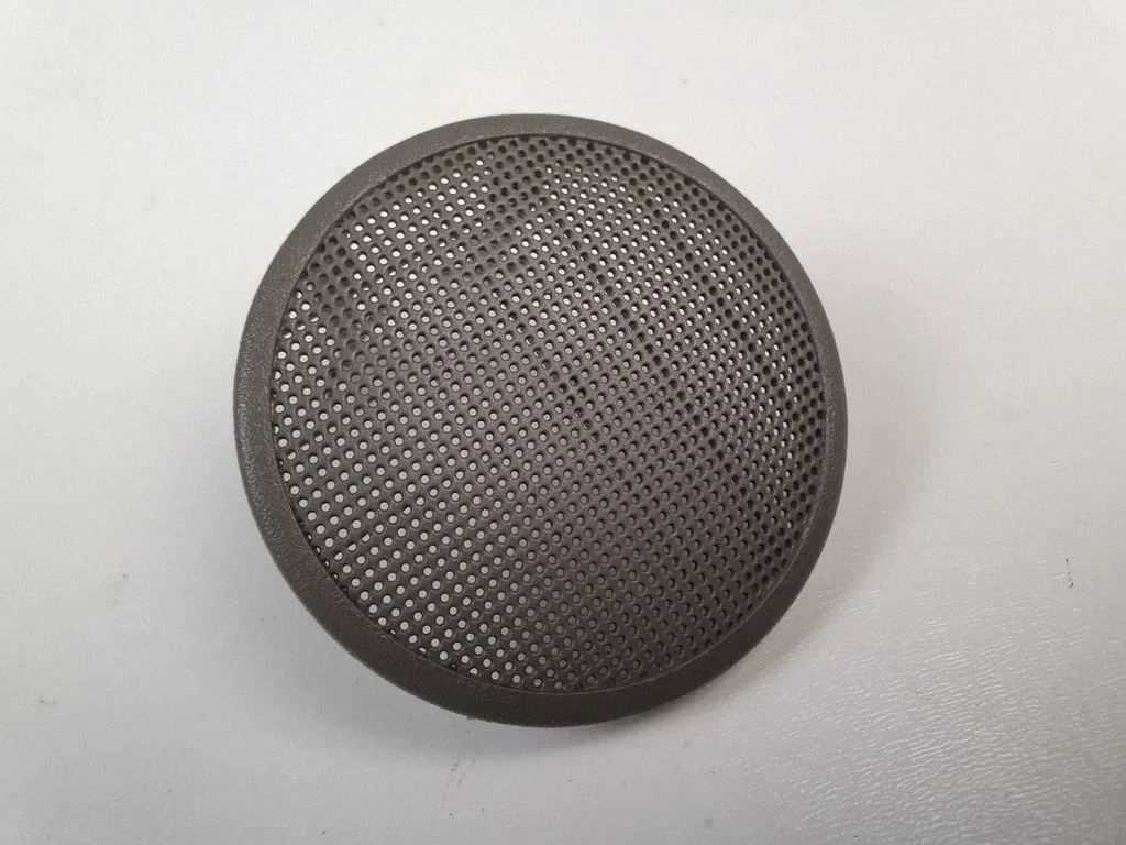 Side speaker trim/cover