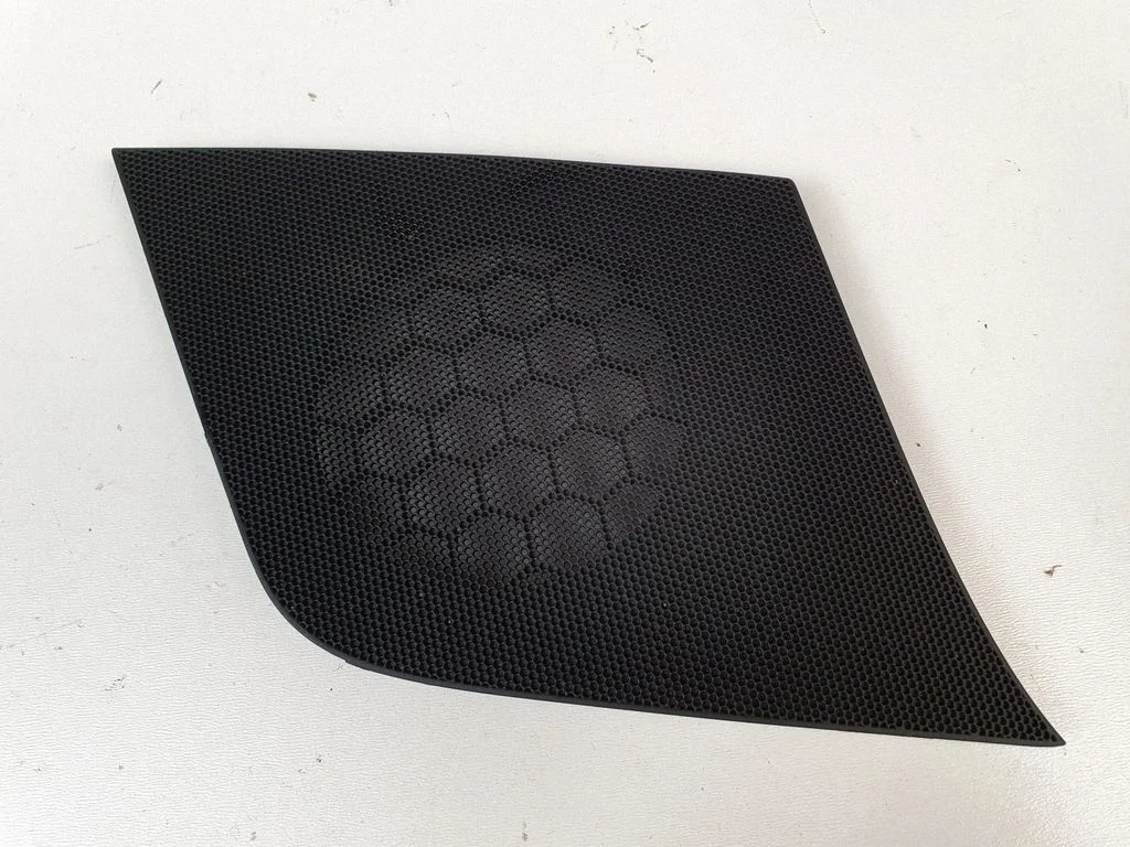 Side speaker trim/cover 8R0857228B