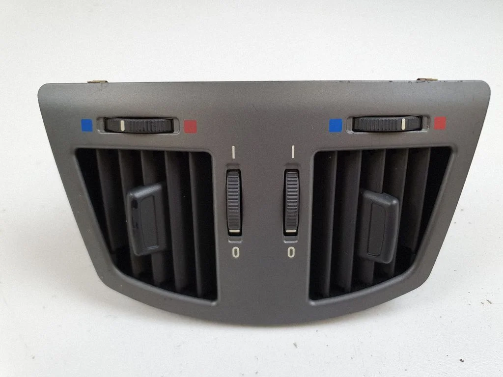 Rear air vent grill 7002395 – BMW 7 Series E65 E66 (2001-2008)