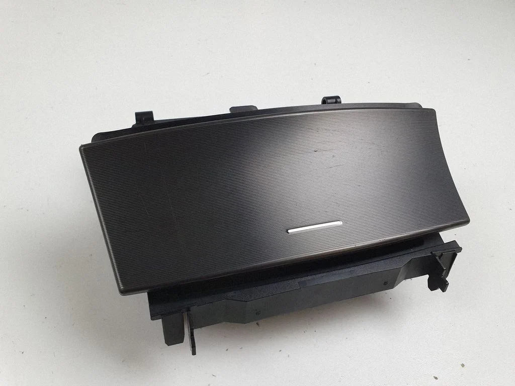Ashtray (front) A2036804750