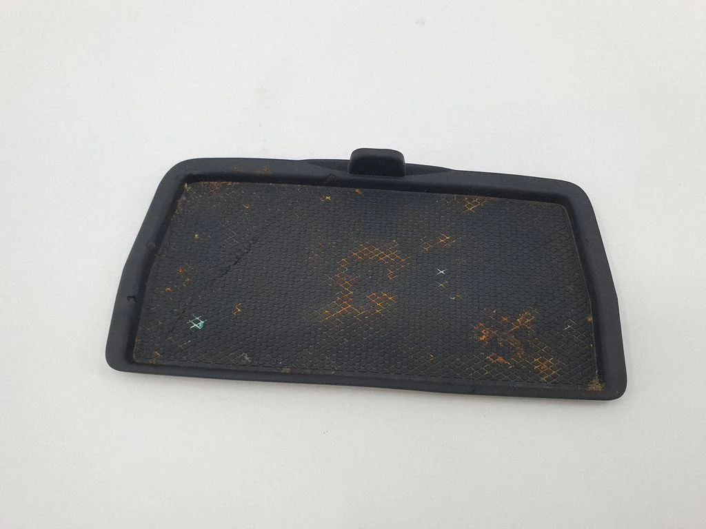 Cup holder pad/mat – Mercedes-Benz C-Class W205 (2014-2021)