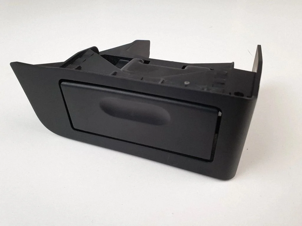 Rear door ashtray – BMW 5 Series E60 E61 (2004-2010)