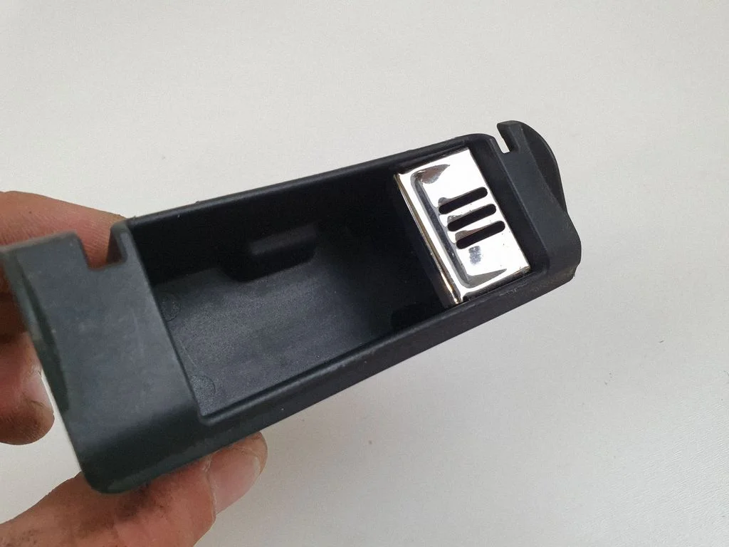 Rear door ashtray – Audi A6 Allroad C5 (1999-2005)