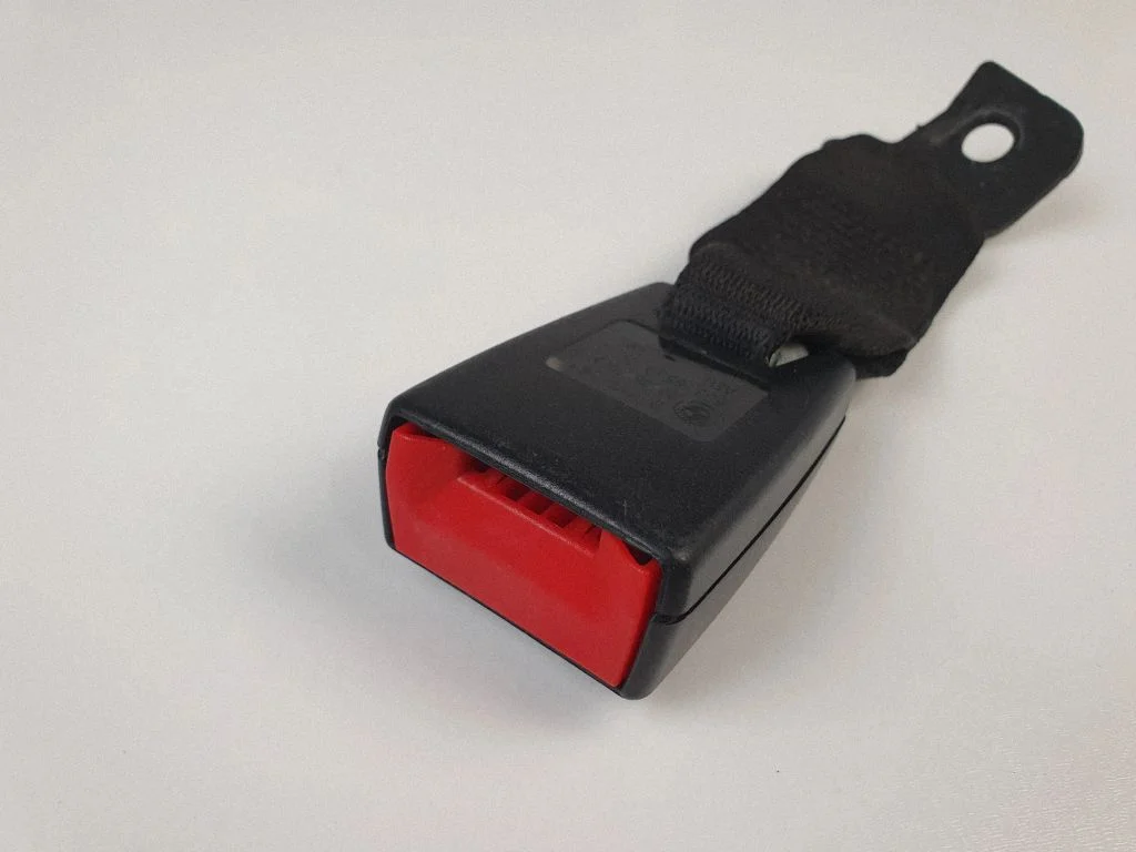 Rear seatbelt buckle – BMW 3 Series E92 E93 (2005-2014)