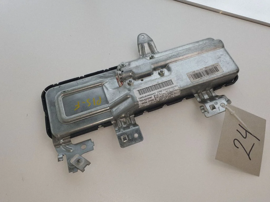 Poduszka powietrzna drzwi przednich A2098601305 – Mercedes-Benz Klasa CLK A209 C209 (2002-2009)