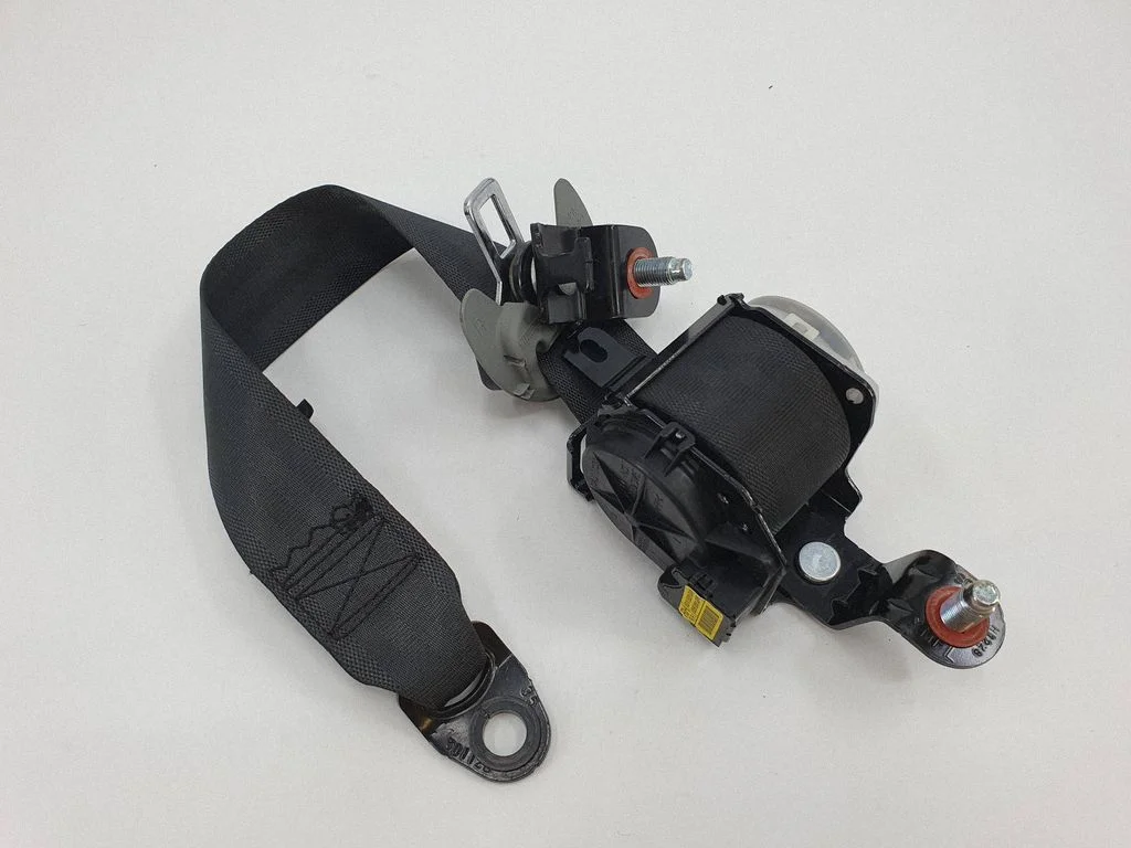 Rear seatbelt 898202P110VA