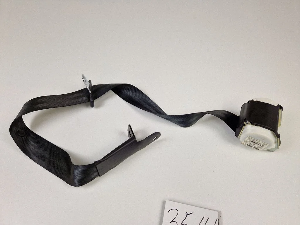 Middle seatbelt (rear) 34056594F