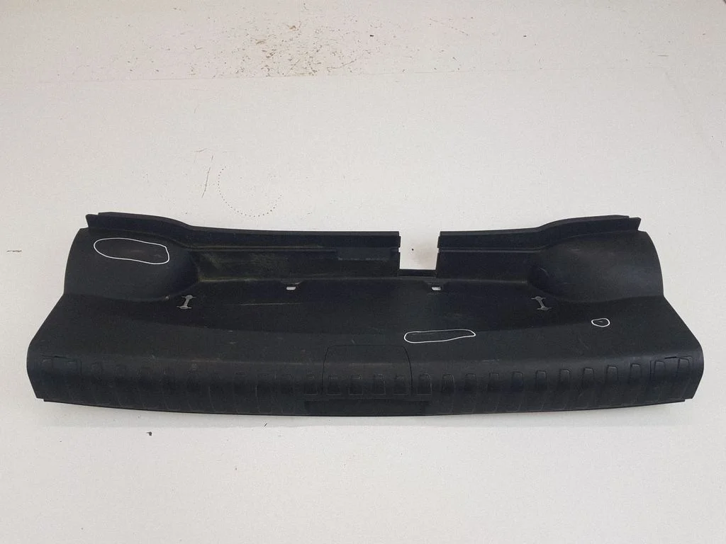 Trunk/boot sill cover protection – BMW 1 Series E81 E87 (2004-2011)