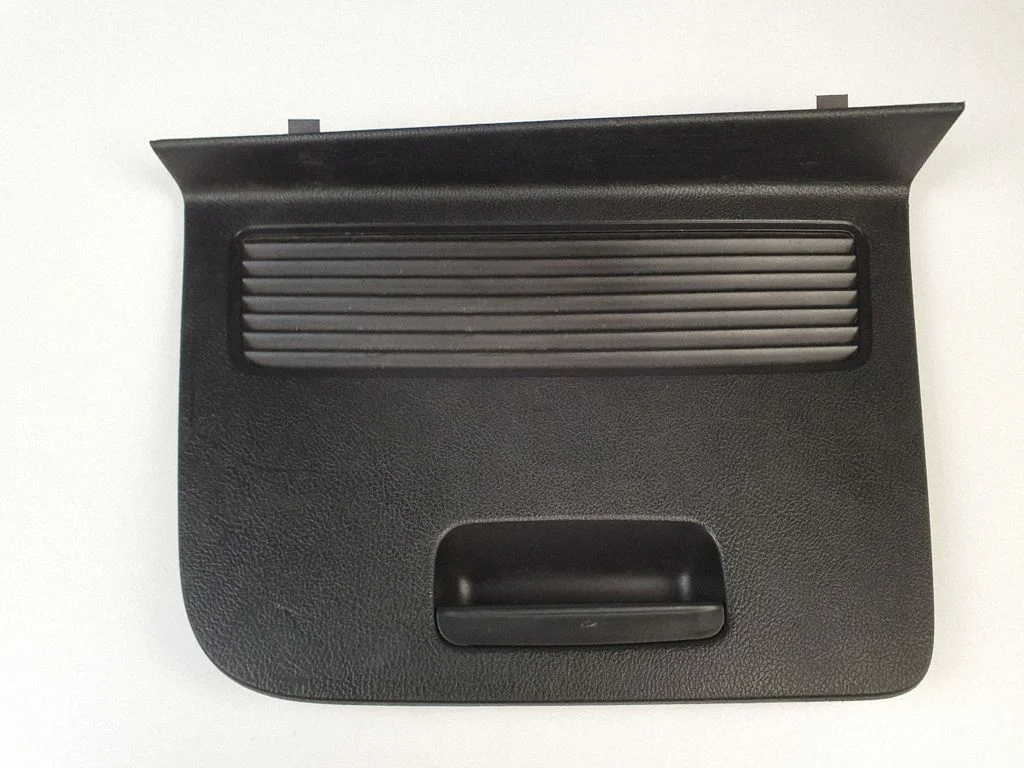 Other trunk/boot trim element – rear left