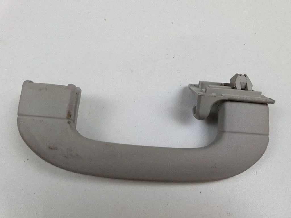 Tagumine lae käepide A1698100151