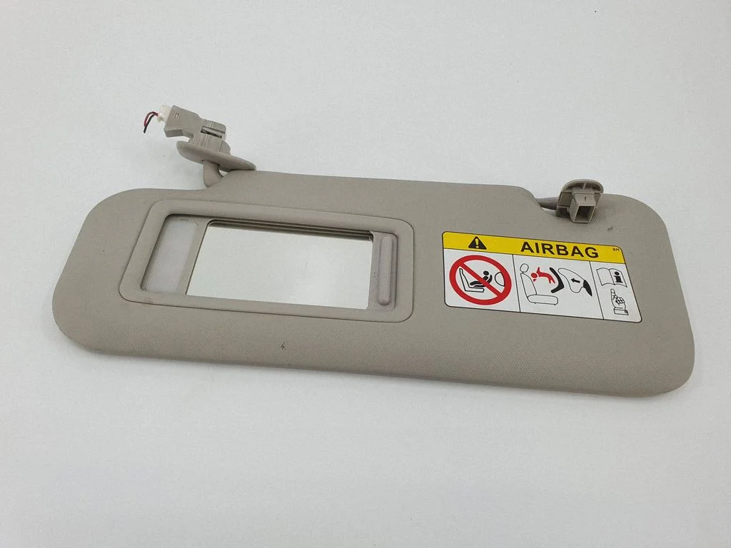 Sun visor – left
