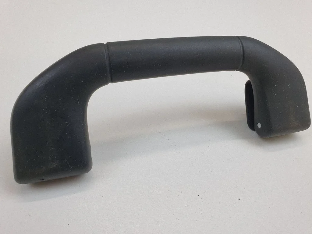 Front interior roof grab handle – Mercedes-Benz C-Class AMG W204 (2007-2014)