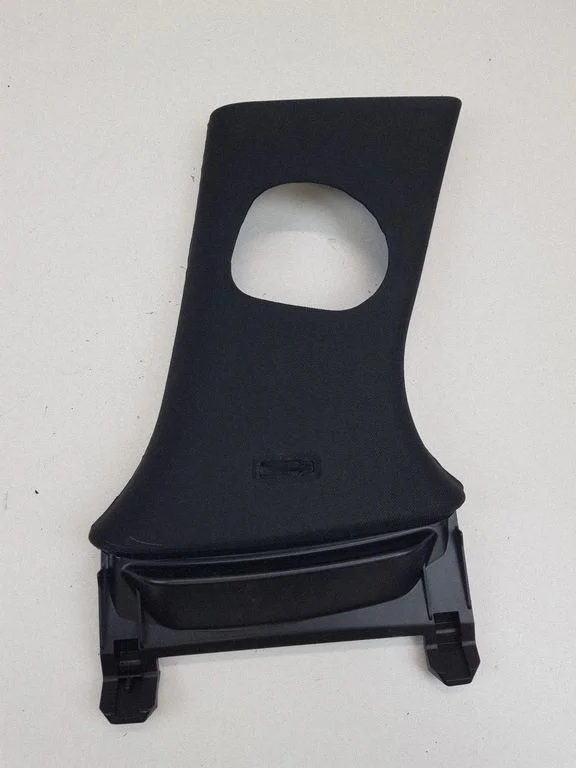 (B) pillar trim (top) GX6324396B