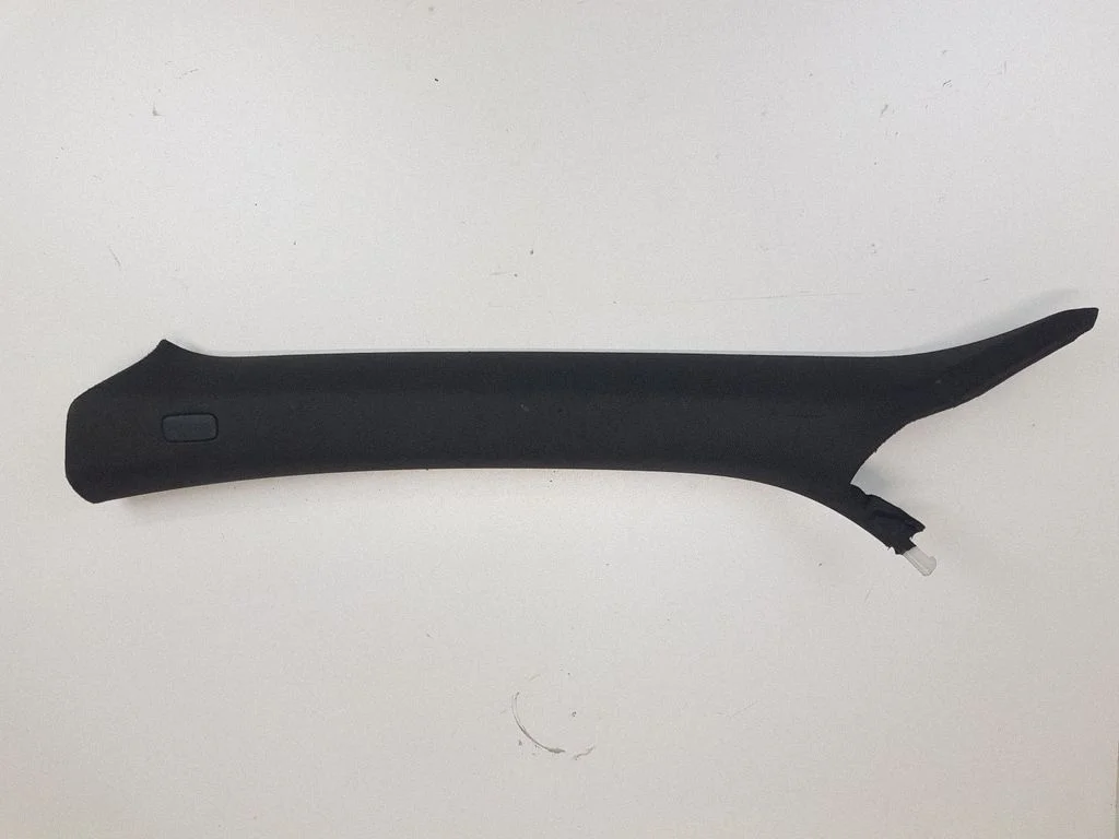 (A) pillar trim 8T0867233B