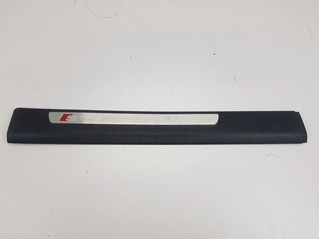 Aizmugurējā sliekšņa apdare (iekšējā) 4F0853376J