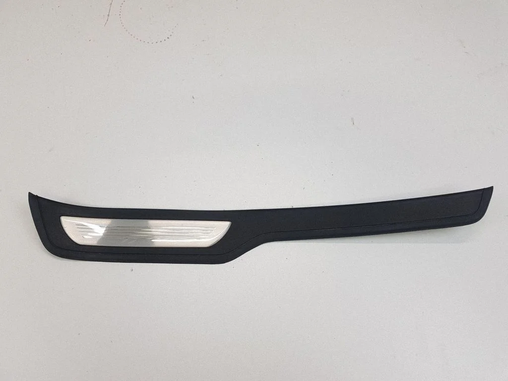 Rear sill trim cover 7907159