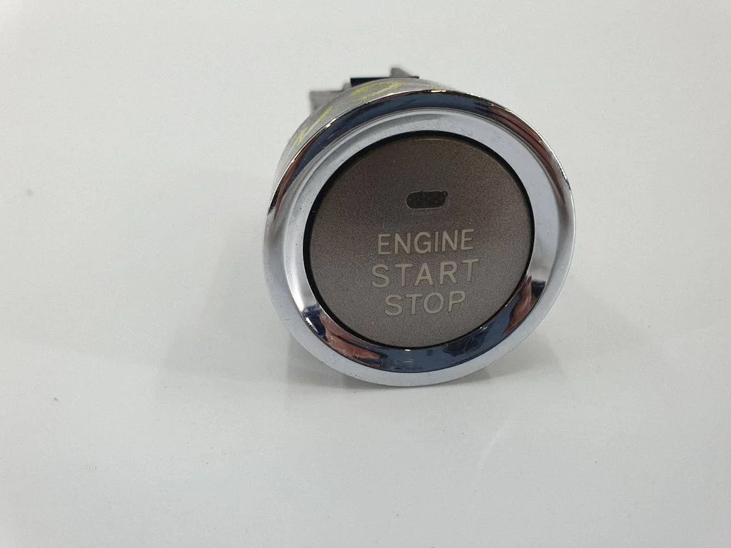Mootori start-stopp-nupp – Lexus GS 300 350 430 450H (2005-2012)