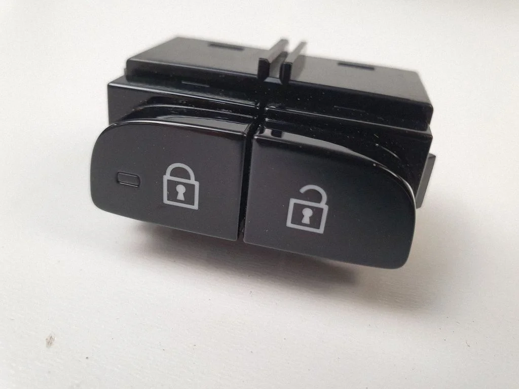 Central locking switch button 32256749