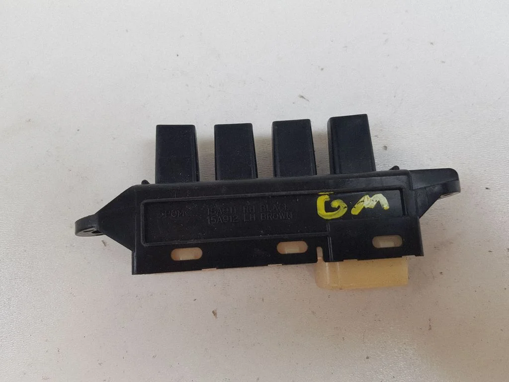 Przełącznik pamięci foteli – Lexus GS 300 350 430 450H (2005-2012)