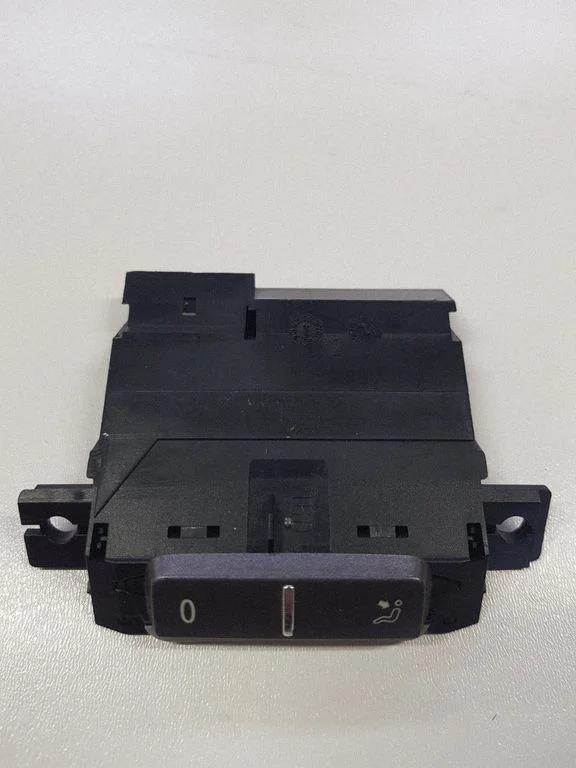 Interior fan control switch – Volkswagen Phaeton (2002-2016)