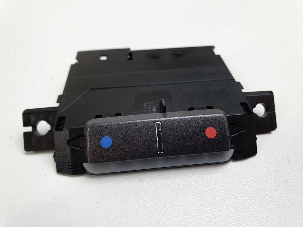 Interior fan control switch – Volkswagen Phaeton (2002-2016)