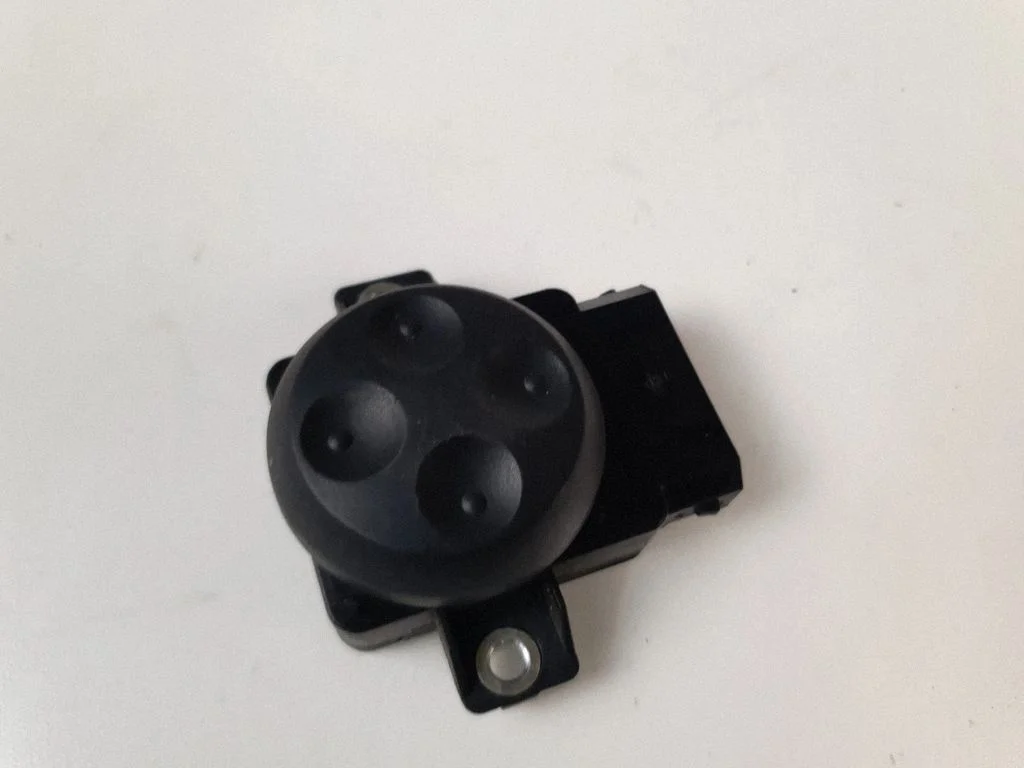 Seat control switch 8E0959777B – Audi Q5 SQ5 8R (2008-2017)