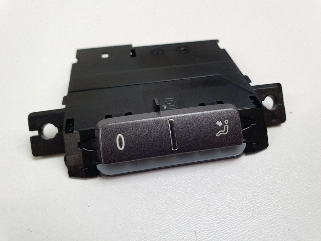 Interior fan control switch – Volkswagen Phaeton (2002-2016)