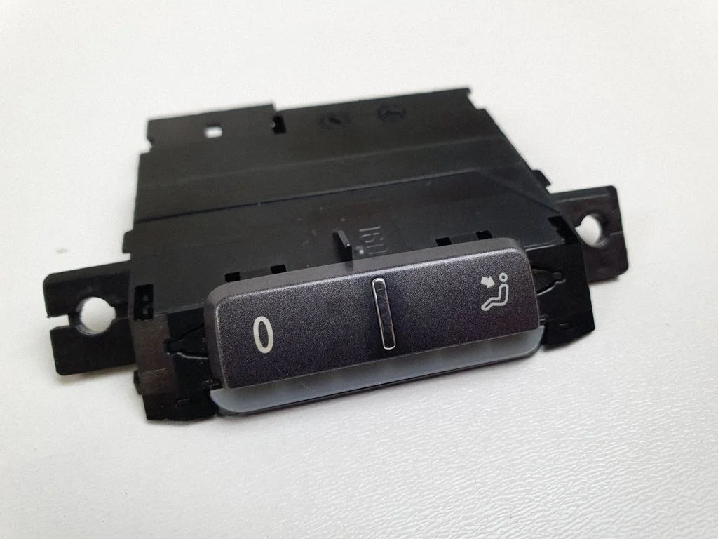 Interior fan control switch – Volkswagen Phaeton (2002-2016)
