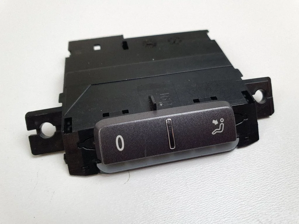 Interior fan control switch – Volkswagen Phaeton (2002-2016)