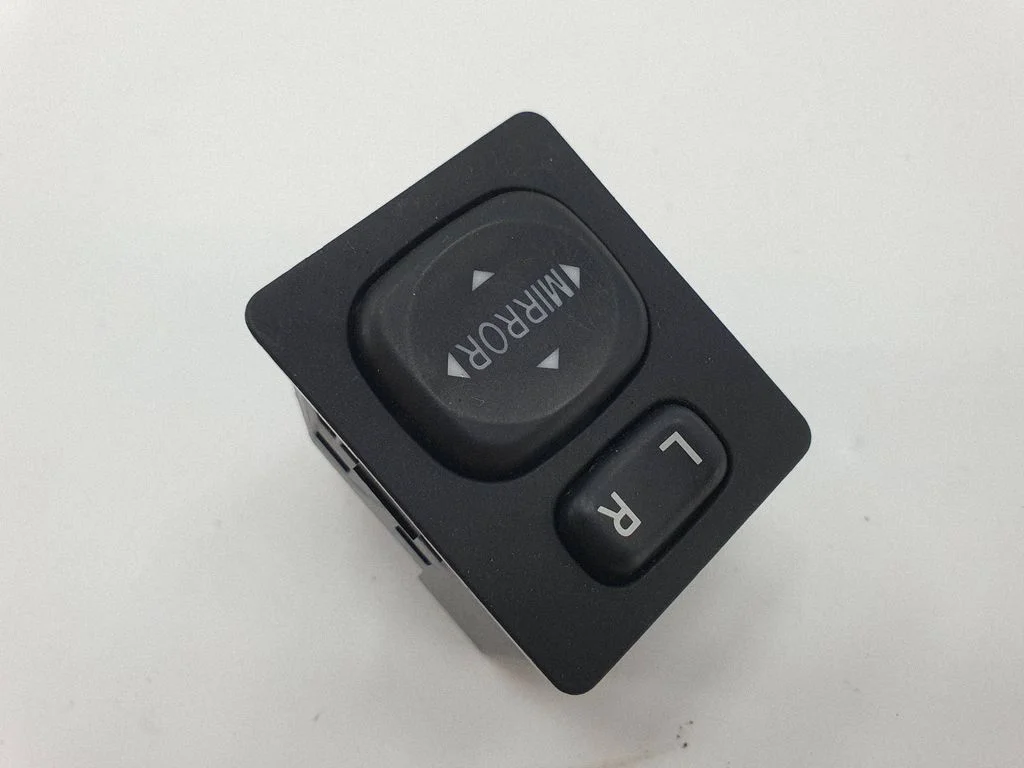 Wing mirror switch 183640