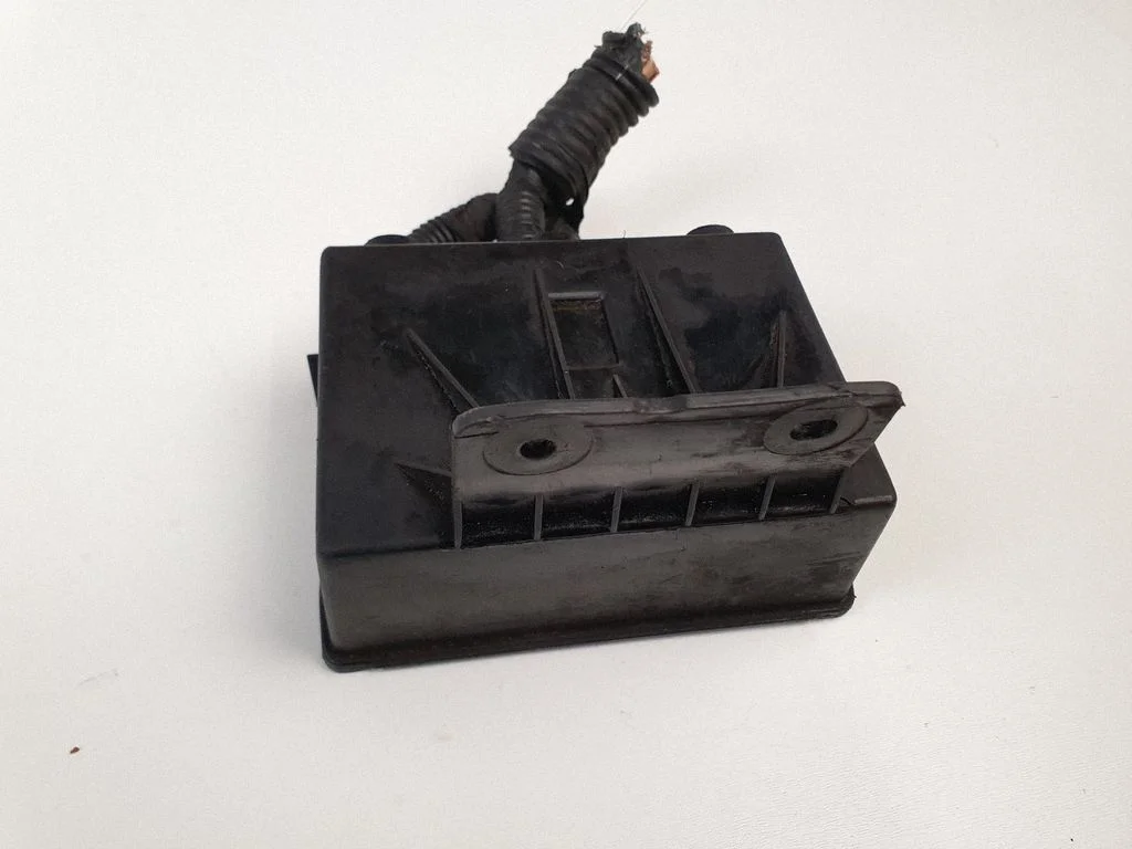 Relay mounting block 9811443480