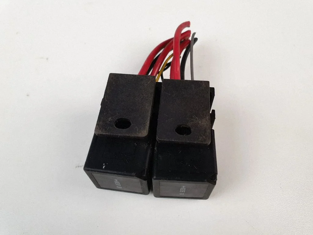 Other relay 5M5T14B192DA