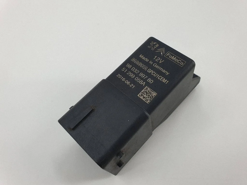 Glow plug pre-heat relay 9803299780
