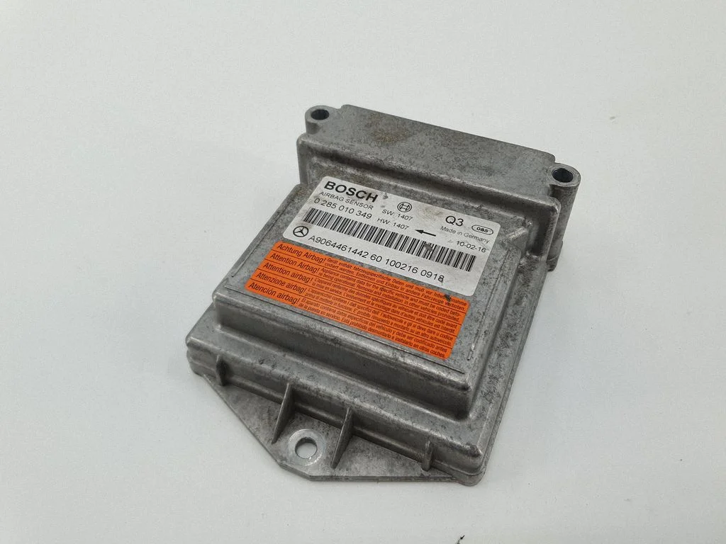 Airbag control unit/module – Mercedes-Benz Vito Viano W639 (2003-2014)