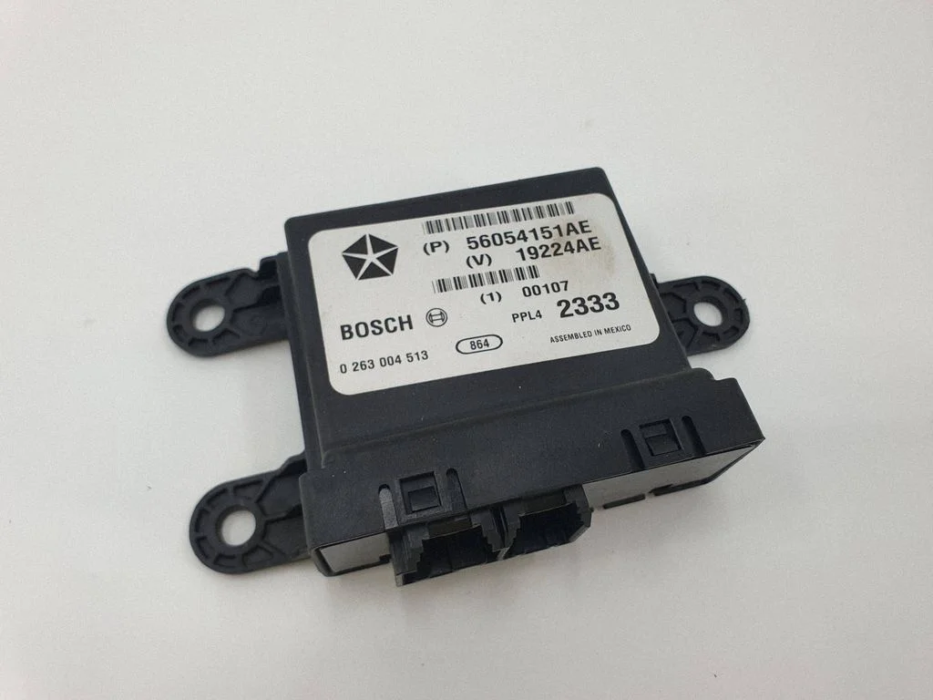 Parkošanās (PDC) sensoru vadības bloks 56054151AE