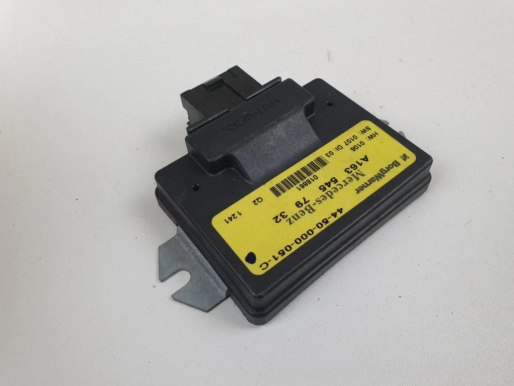 Transfer box differential control unit – Mercedes-Benz ML-Class W163 (1997-2005)