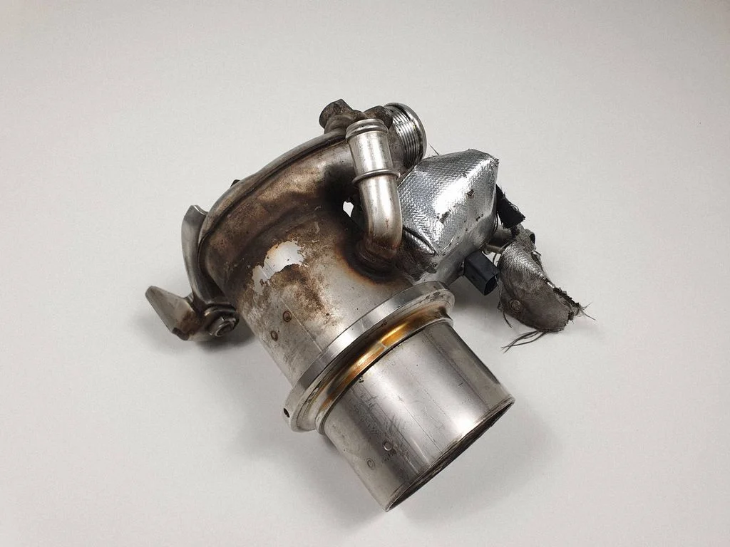 EGR valve cooler 04L131512BQ