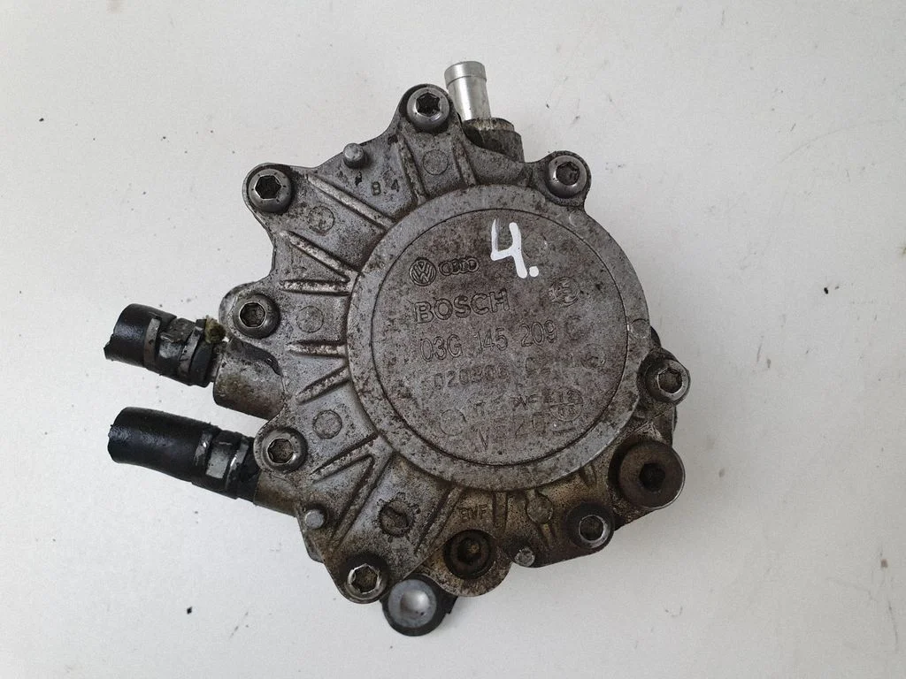 Vacuum pump 03G145209C