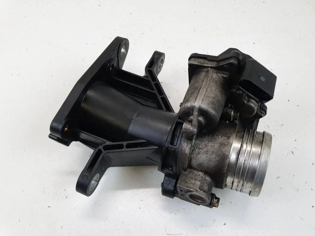 Throttle valve 9M5Q9E926AA